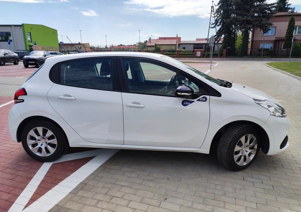 Peugeot 208 cena 20000 przebieg: 127000, rok produkcji 2018 z Kałuszyn małe 7